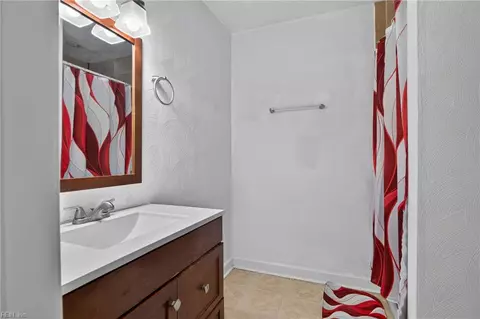 713 Pelham Dr, Hampton, VA 23669 photo 18