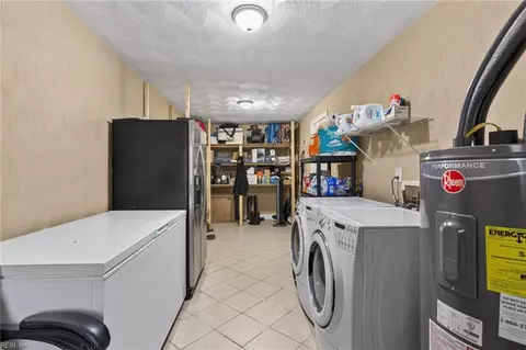 713 Pelham Dr, Hampton, VA 23669 photo 32