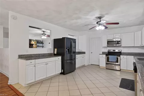 713 Pelham Dr, Hampton, VA 23669 photo 28