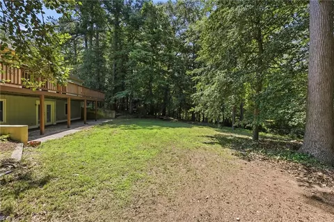 Exterior - 16 Dashiell Dr, Smithfield, VA 23430 photo 9 of 9