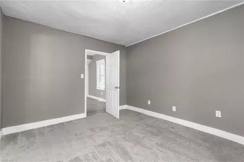 Bedroom - 509 N Mallory St, Hampton, VA 23663 photo 2 of 5