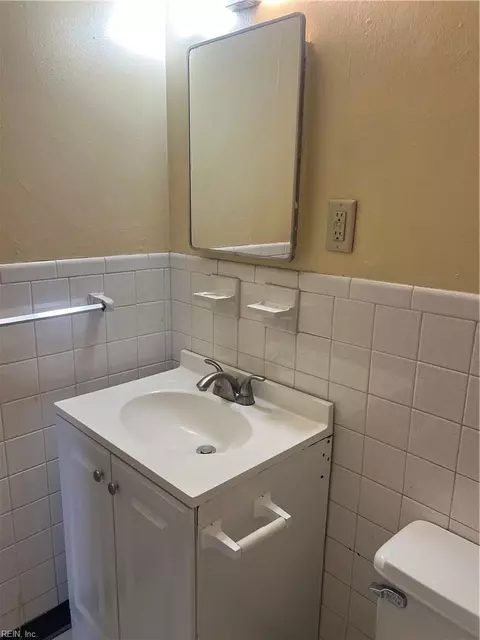 2057 E Ocean View Ave, Norfolk, VA 23503 photo 7