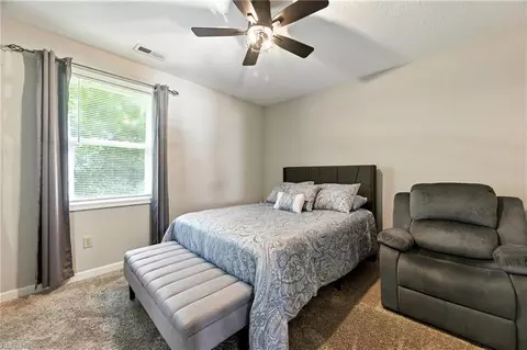 Bedroom - 415 Raleigh Ave, Hampton, VA 23661 photo 1 of 4