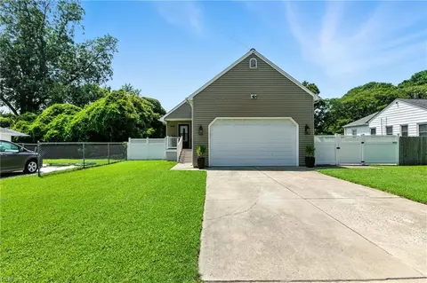 Exterior - 415 Raleigh Ave, Hampton, VA 23661 photo 4 of 12