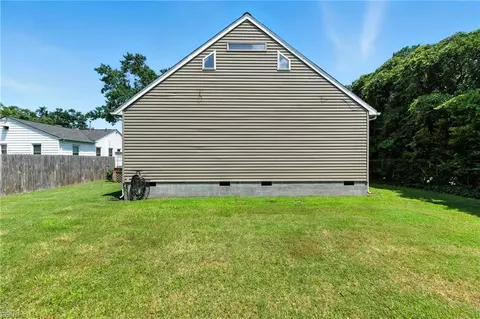 Exterior - 415 Raleigh Ave, Hampton, VA 23661 photo 12 of 12