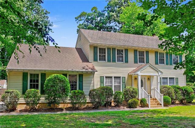 925 Oxford Dr, Virginia Beach, VA 23452