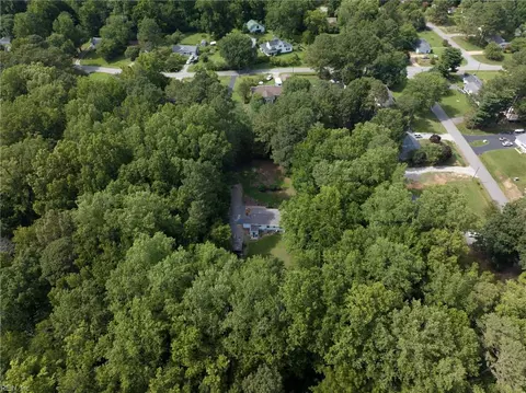 View/Area - 6394 Meadow Dr, Gloucester, VA 23061 photo 9 of 10