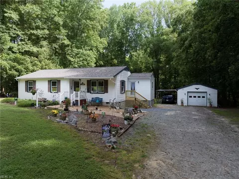 Exterior - 6394 Meadow Dr, Gloucester, VA 23061 photo 9 of 11