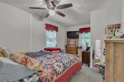 Bedroom - 6394 Meadow Dr, Gloucester, VA 23061 photo 5 of 5