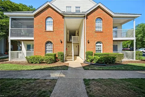 1368 Ivywood Road Rd, Virginia Beach, VA 23453