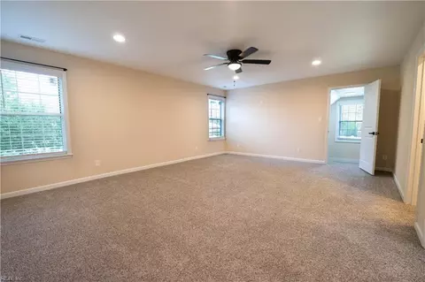 Bedroom - 1407 Old Buckroe Rd, Hampton, VA 23663 photo 3 of 7