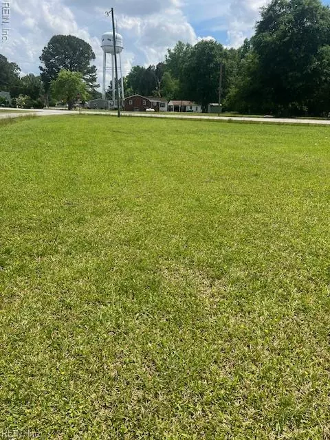 B1 Freeman St, Southampton County, VA 23874