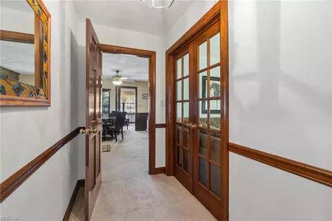 Entry Way - 2468 Freeman Mill Rd, Suffolk, VA 23438 photo 1 of 2
