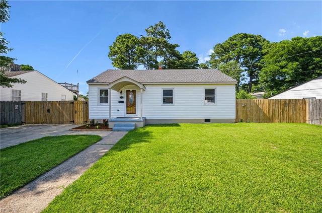 218 Castlewood Rd, Portsmouth, VA 23702