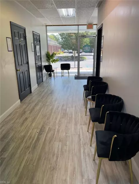 3276 Academy Ave, Portsmouth, VA 23703