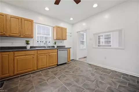 613 N Mallory St, Hampton, VA 23663 photo 10