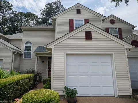 1273 Lake Dr, Newport News, VA 23602