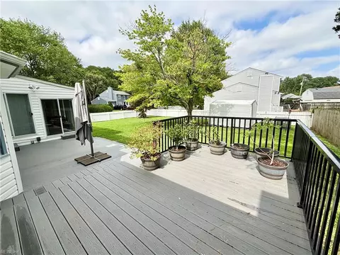 Exterior - 380 Whealton Rd, Hampton, VA 23666 photo 9 of 15