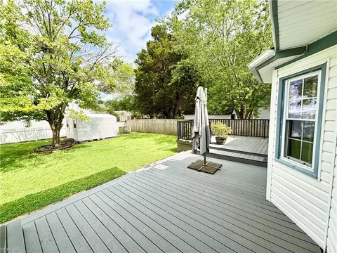 Exterior - 380 Whealton Rd, Hampton, VA 23666 photo 8 of 15