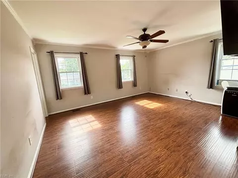Living - 380 Whealton Rd, Hampton, VA 23666 photo 7 of 9