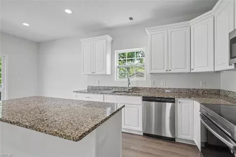 Kitchen - 418 Wine St, Hampton, VA 23669 photo 2 of 2
