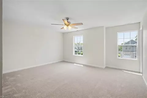 Bedroom - 418 Wine St, Hampton, VA 23669 photo 2 of 7