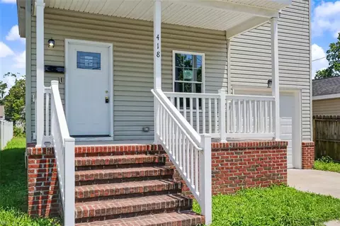Exterior - 418 Wine St, Hampton, VA 23669 photo 4 of 7