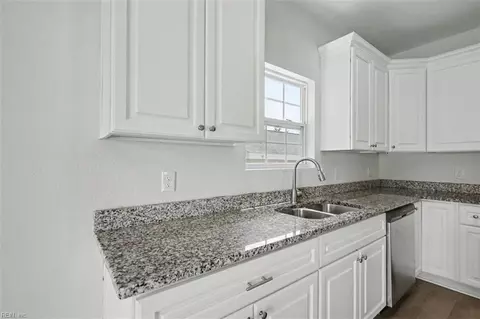 Other - 418 Wine St, Hampton, VA 23669 photo 2 of 6