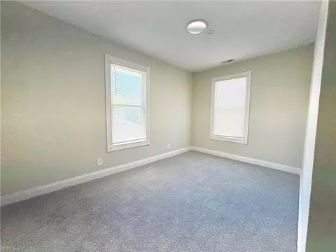 Bedroom - 709 E Mercury Blvd, Hampton, VA 23663 photo 3 of 6