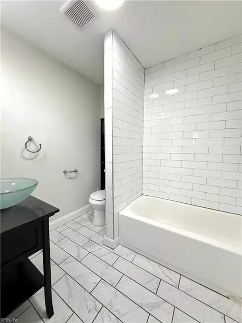 Bath - 709 E Mercury Blvd, Hampton, VA 23663 photo 1 of 2