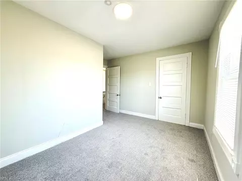 Bedroom - 709 E Mercury Blvd, Hampton, VA 23663 photo 4 of 6