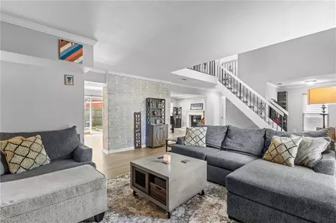 4021 Foxwood Dr, Virginia Beach, VA 23462