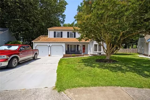 Exterior - 11 Pin Oak Ct, Hampton, VA 23666 photo 2 of 11