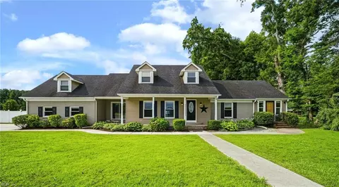 1833 Benefit Rd, Chesapeake, VA 23322