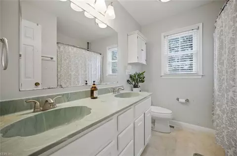 Bath - 58 Hall Rd, Hampton, VA 23664 photo 1 of 2