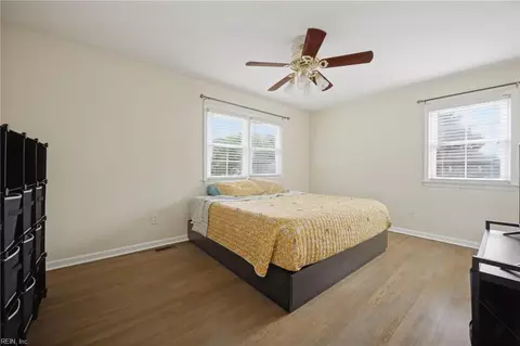 Bedroom - 58 Hall Rd, Hampton, VA 23664 photo 2 of 6