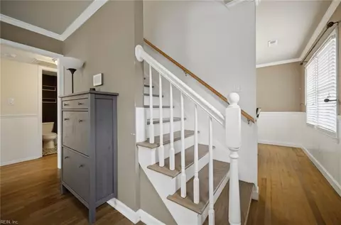 Entry Way - 58 Hall Rd, Hampton, VA 23664 photo 1 of 4