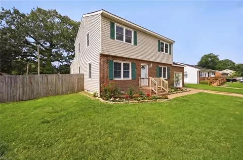 Exterior - 58 Hall Rd, Hampton, VA 23664 photo 8 of 11