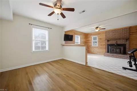 Living - 58 Hall Rd, Hampton, VA 23664 photo 1 of 2
