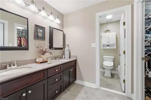 Bath - 202 Genoa Dr #17, Hampton, VA 23664 photo 1 of 3