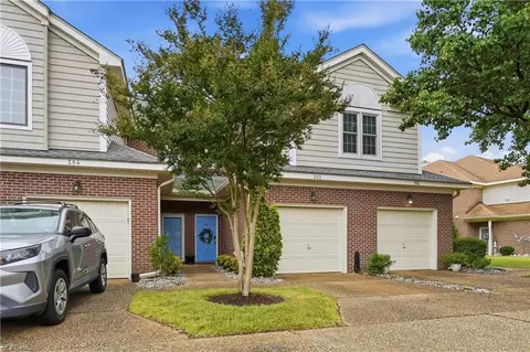 Exterior - 202 Genoa Dr #17, Hampton, VA 23664 photo 2 of 6