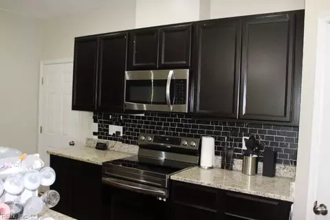 217 Benthall Rd, Hampton, VA 23664 photo 8