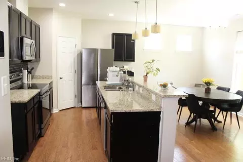 217 Benthall Rd, Hampton, VA 23664 photo 9