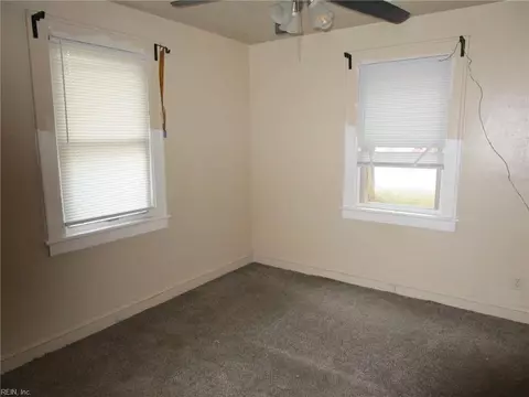 Bedroom - 373 Schley Ave, Hampton, VA 23661 photo 2 of 3