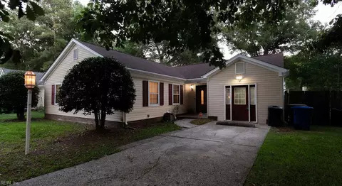 482 Wyn Dr, Newport News, VA 23608