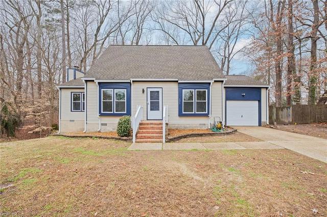 171 King Richard Pl, Newport News, VA 23602