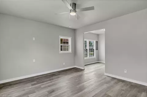 Living - 17 Kempton St, Hampton, VA 23669 photo 3 of 4