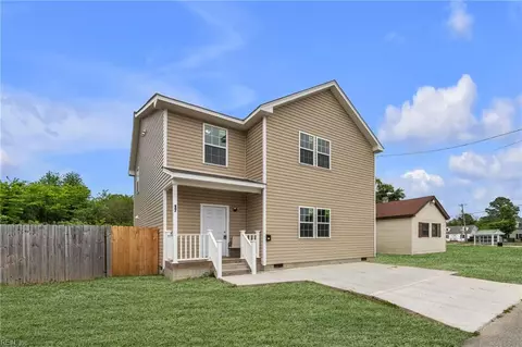 Exterior - 17 Kempton St, Hampton, VA 23669 photo 1 of 4
