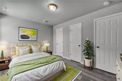 Bedroom - 17 Kempton St, Hampton, VA 23669 photo 14 of 16