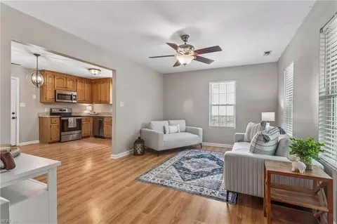 Living - 7322 Edgehill St, Gloucester, VA 23061 photo 1 of 1